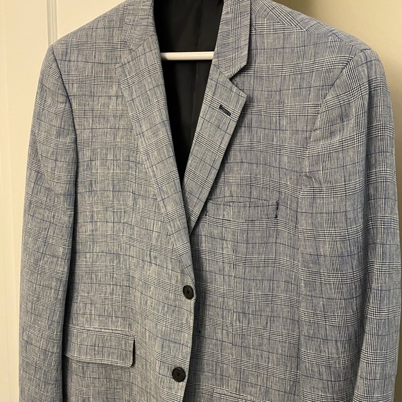 Men’s Blazers. Like new. Won’t last long! - Picture 3 of 3